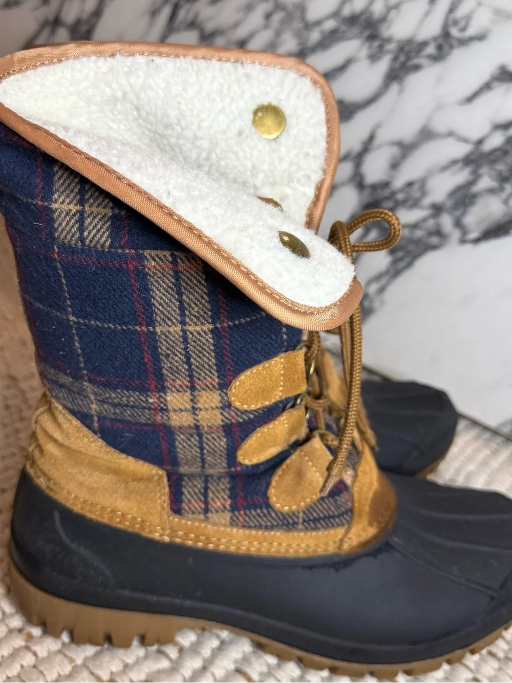 STQ Women's Plaid Winter Duck Boots Size 9 Waterproof Snow Shoes Navy Tan